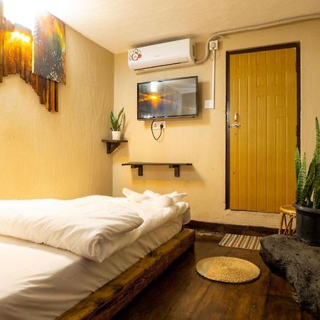 The Weavers Inn Lalitpur Exterior photo
