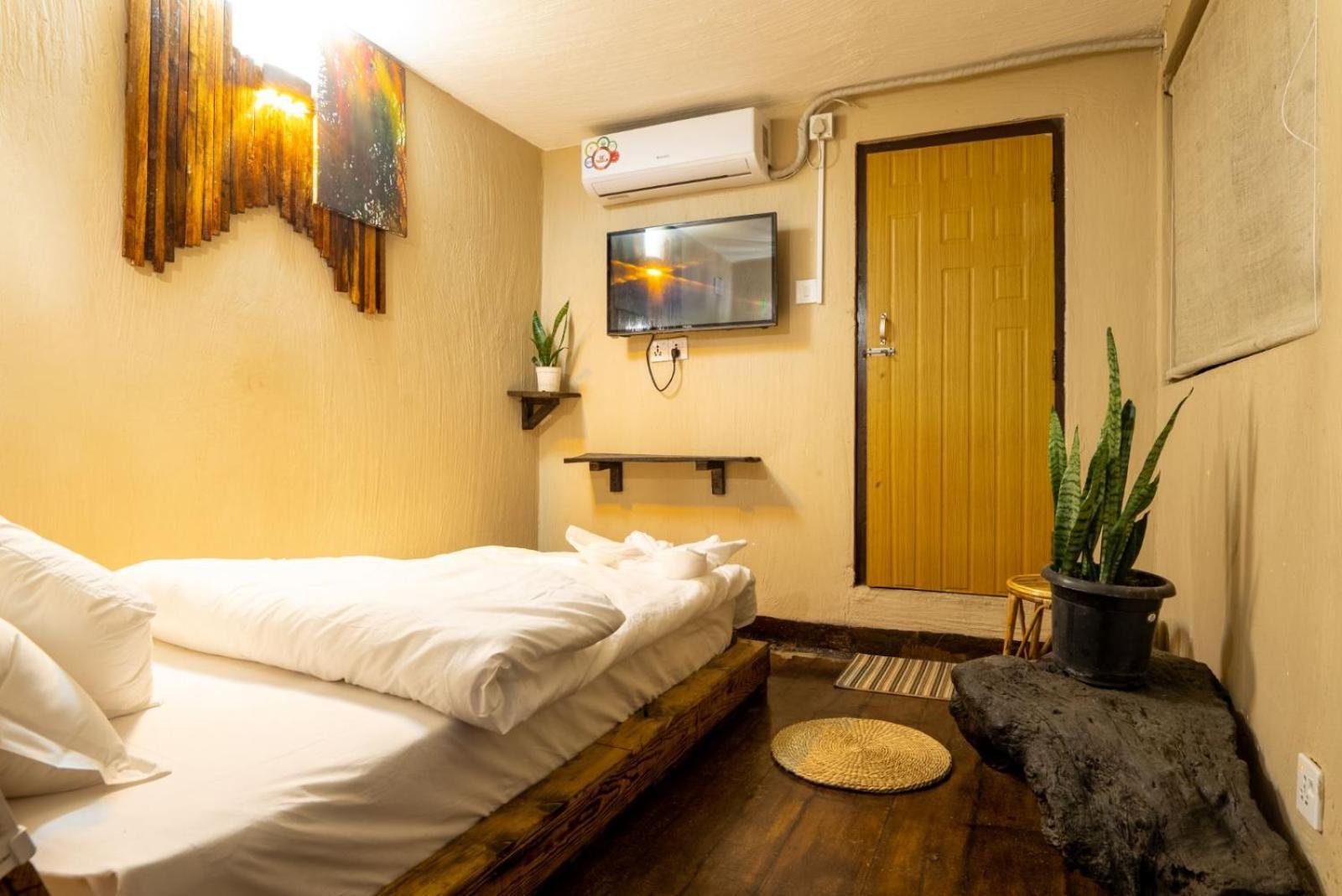 The Weavers Inn Lalitpur Exterior photo