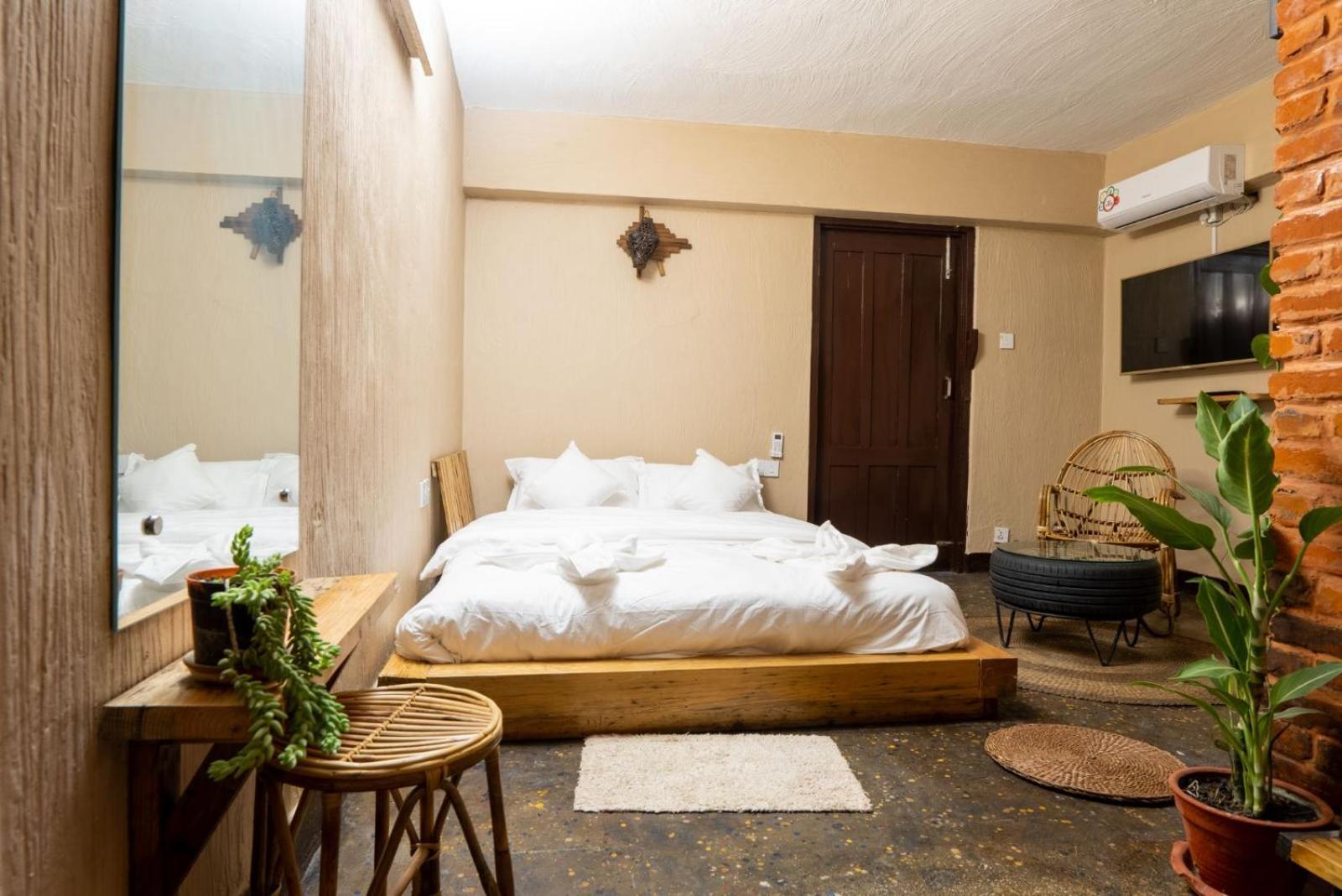 The Weavers Inn Lalitpur Exterior photo